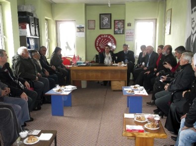 CHP Milletvekilleri Varto'da