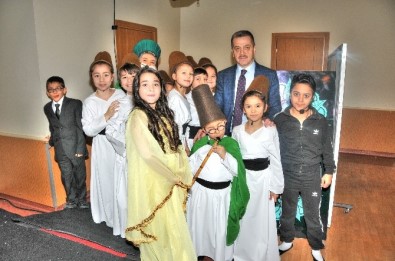 Gaziosmanpaşa'da 'Çocukların Gözünden Mevlana' Tiyatrosu Sahnelendi