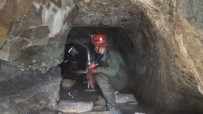 DEHLIZ - Şehrin Göbeğinde 2 Bin 500 Yıllık Mağara Bulundu