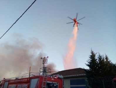 Tuzla'daki Fabrika Yangını Kontrol Altına Alındı