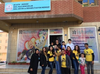 Üniversiteli Genç Fenerbahçeliler'den Anlamlı Ziyaret