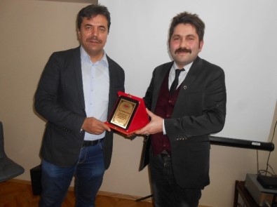 Anadolu Kültür Ve Dayanışma Derneği'nde 'Kıpçak Türkleri' Konferansı