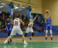 Bornova Becker Spor Deplasmandan Eli Dolu Döndü