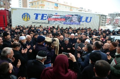 Pursaklar'dan Halep'e 14'Üncü Tır Yola Çıktı