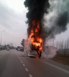 SAKARLı - Samsun'da Yolcu Otobüsü Alev Alev Yandı