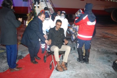 Yemen'den 160 Hasta Tedavi İçin Türkiye'ye Geldi