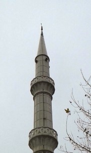 Alanya'da Minareye Yıldırım Düştü