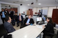 VİZE MUAFİYETİ - Esenyurt'ta Çipli Kimlik Kartları İçin İlk Başvuru Belediye Başkanı Kadıoğlu'ndan