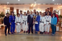 ZEKI KAYDA - Kupayı Başkan Kayda'ya Götürdüler