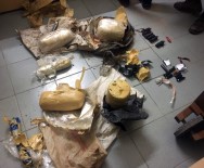 YILBAŞI GECESİ - Yakalanmasalardı Yılbaşı Gecesini Kana Bulayacaklardı