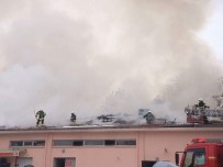 ASKERİ LOJMAN - Askeri Restoranda Çıkan Yangın Korkuttu