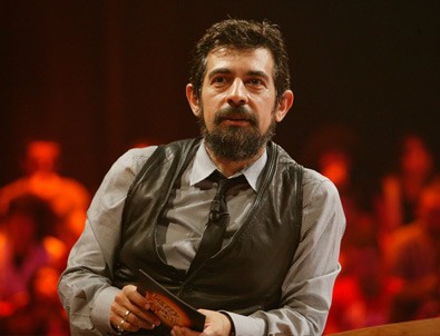 Okan'a bir darbe daha