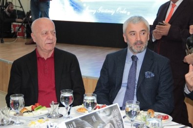 Ordu Büyükşehir Belediye Başkanı Enver Yılmaz, İstanbul'da Aybastılılar İle Buluştu