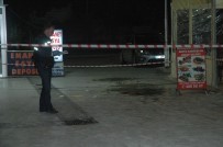 Adana'da Bıçaklı Kavga Açıklaması 1 Ölü 1 Yaralı