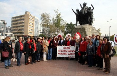 Antalya'da CHP'li Kadınlar Seçme Ve Seçilme Haklarını Kutladı