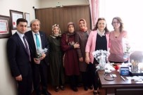 KADıN HAKLARı GÜNÜ - Başkan Şahin'den Kadın Hakları Günü Mesajı