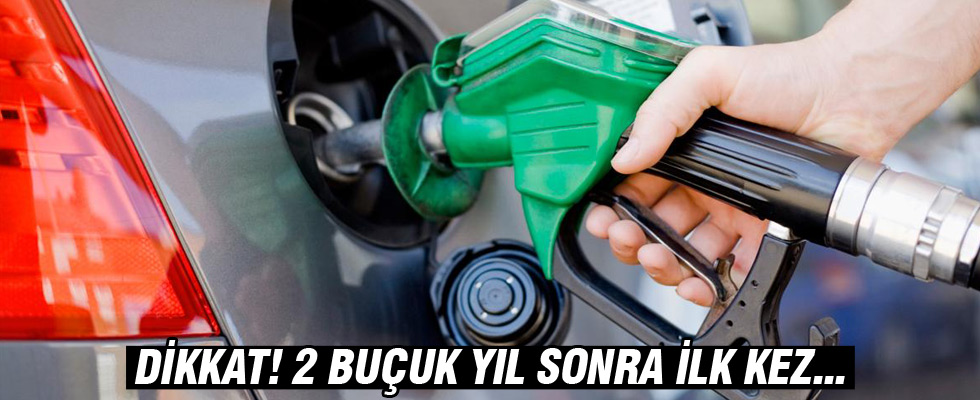 Benzin ve motorine 15 kuruş zam