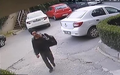 Ayakkabı Hırsızı, Kameralara Yakalandı
