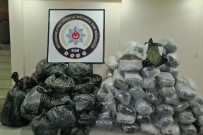 Terk Edilmiş Minibüsten 545 Kilo Esrar Çıktı