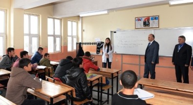 Vali Azizoğlu, 'Muhtaç Öğrencinin Vebali Benden Sorulur'