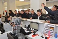 AK Partililerden 'Dövizini Bozdur, Oyunu Boz' Kampanyasına Destek