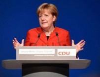 Almanya Başbakanı Angela Merkel: Peçe yasaklanmalı