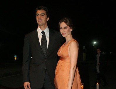 Edwina Sponza'ya büyük şok!