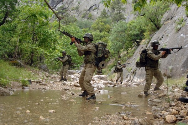 Uzman Erbaşlara memurluk şansı