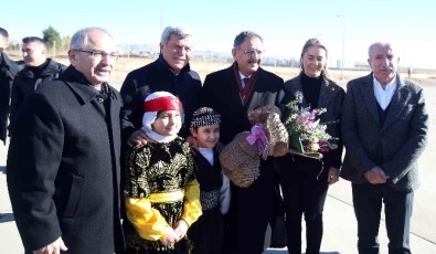 Bakan Özhaseki Ve Başkan Karaosmanoğlu, Mardin'de Temaslarda Bulundu