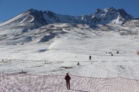 KAYAK SEZONU - Erciyes'te Kayak Sezonu Hafta Sonu Açılıyor