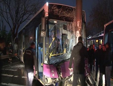 Kadıköy'de otobüs kazası: 5 yaralı