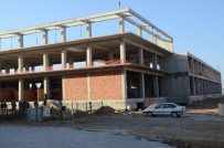 OLİMPİK HAVUZ - Olimpik Yüzme Havuzunun Yapımı Sürüyor