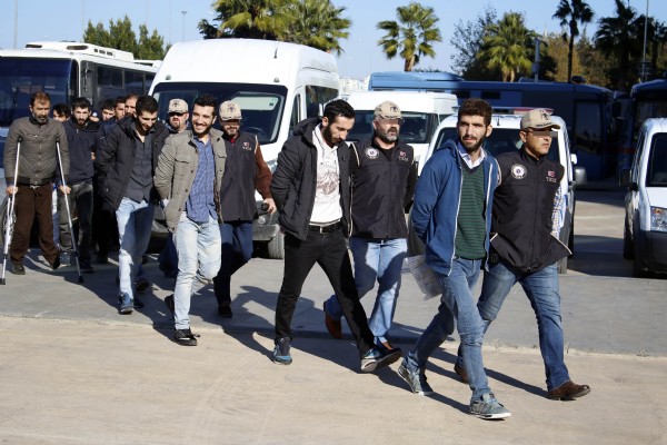 Antalya'daki PKK operasyonunda 19 şüpheli adliyede
