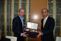 Vali Erin'den Vali Yardımcısı Ve İlçe Kaymakamlarına Veda Yemeği