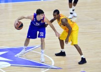 EFES - Anadolu Efes İspanyol devini yıktı