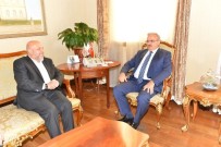 MAHMUT ARSLAN - Hak-İş Genel Başkanı Arslan Vali Karaloğlu'nu Ziyaret Etti