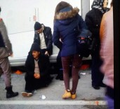 Otobüsle Kamyon Çarpıştı Açıklaması 35 Yaralı