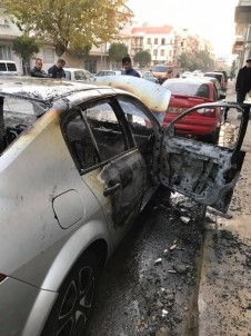 Söke'de Seyir Halindeki Otomobil Yandı