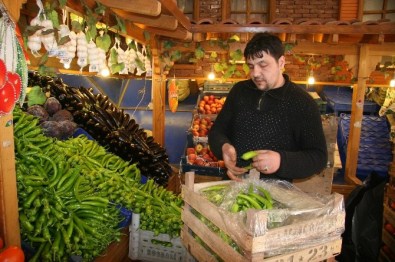 Afyonkarahisar'da Yaş Sebze Ve Meyve Fiyatları