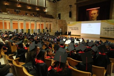 Çocuklar Üniversiteden Mezun Oldu