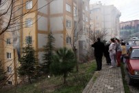 KALDIRIM ÇALIŞMASI - Elektrikli Battaniyeden Çıkan Yangın Evi Kül Etti