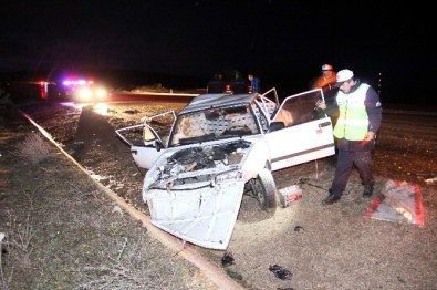 Hurdaya Dönen Araçtan Sağ Kurtuldular