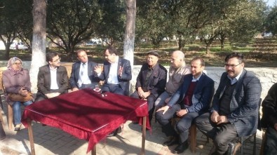 Muhtar Ve İhtiyar Heyeti Vekille Çay İçip Tarihe Not Düştü