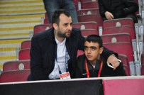 FUTBOL YORUMCUSU - O Taraftar, Hayalini Gerçekleştirdi