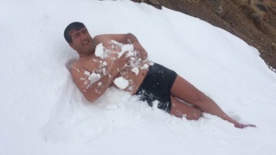 Eksi 20 Derecede Kar Banyosu !