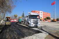 KARGıPıNARı - Erdemli'de Okul Bahçeleri Asfaltlanıyor