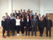 VURAL KAVUNCU - Milletvekili Kavuncu, Gençlik Merkezini Ziyaret Etti