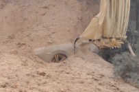 JEEP - Tır Duvara, Duvar İse Araçların Üzerine Devrildi