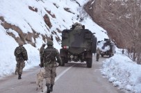 ASKERİ ARAÇ - Tunceli'de Geniş Çaplı Kış Operasyonu