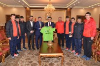 KOCAELİ VALİSİ - Vali Güzeloğlu, 'Atletizm Olimpizm Ruhunun Merkezidir'